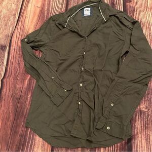 Women’s Zara Relaxed Fit Olive Green Button Down Shirt Size M